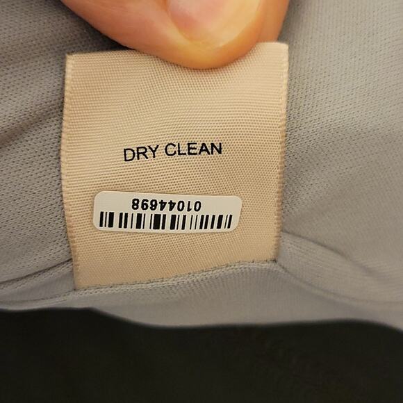 Grey Zippered Vest - Picture 6 of 8